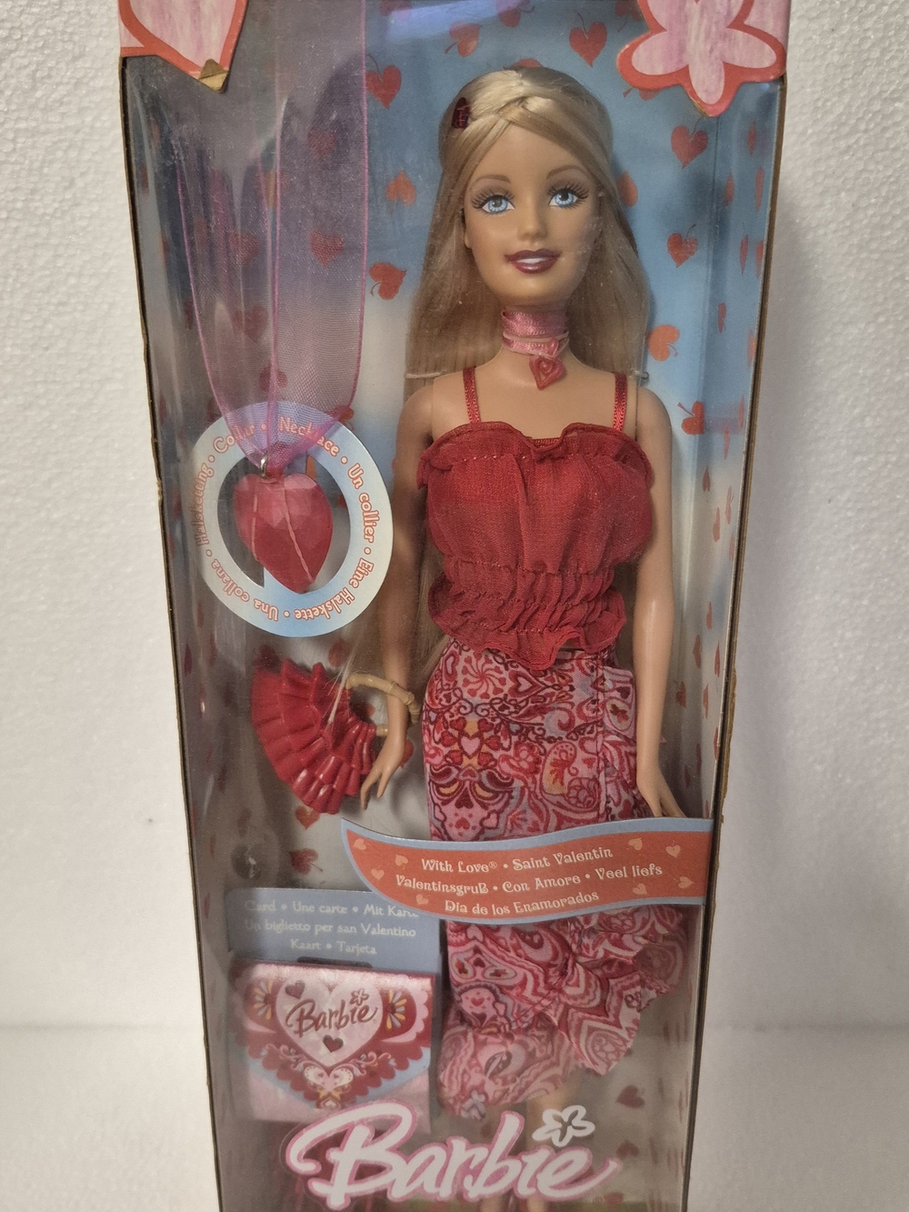 NRFB 2005 Barbie Valentine Heart Red Pink Dress Doll